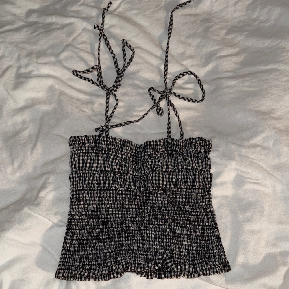 Heart & Hips Monochrome Smocked Crop Top